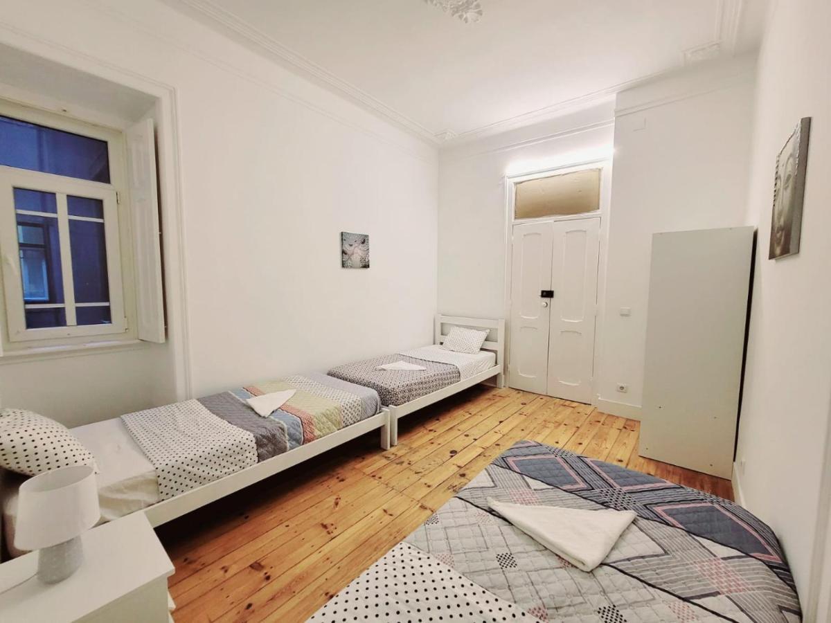 Lisbon Gambori Hostel ภายนอก รูปภาพ